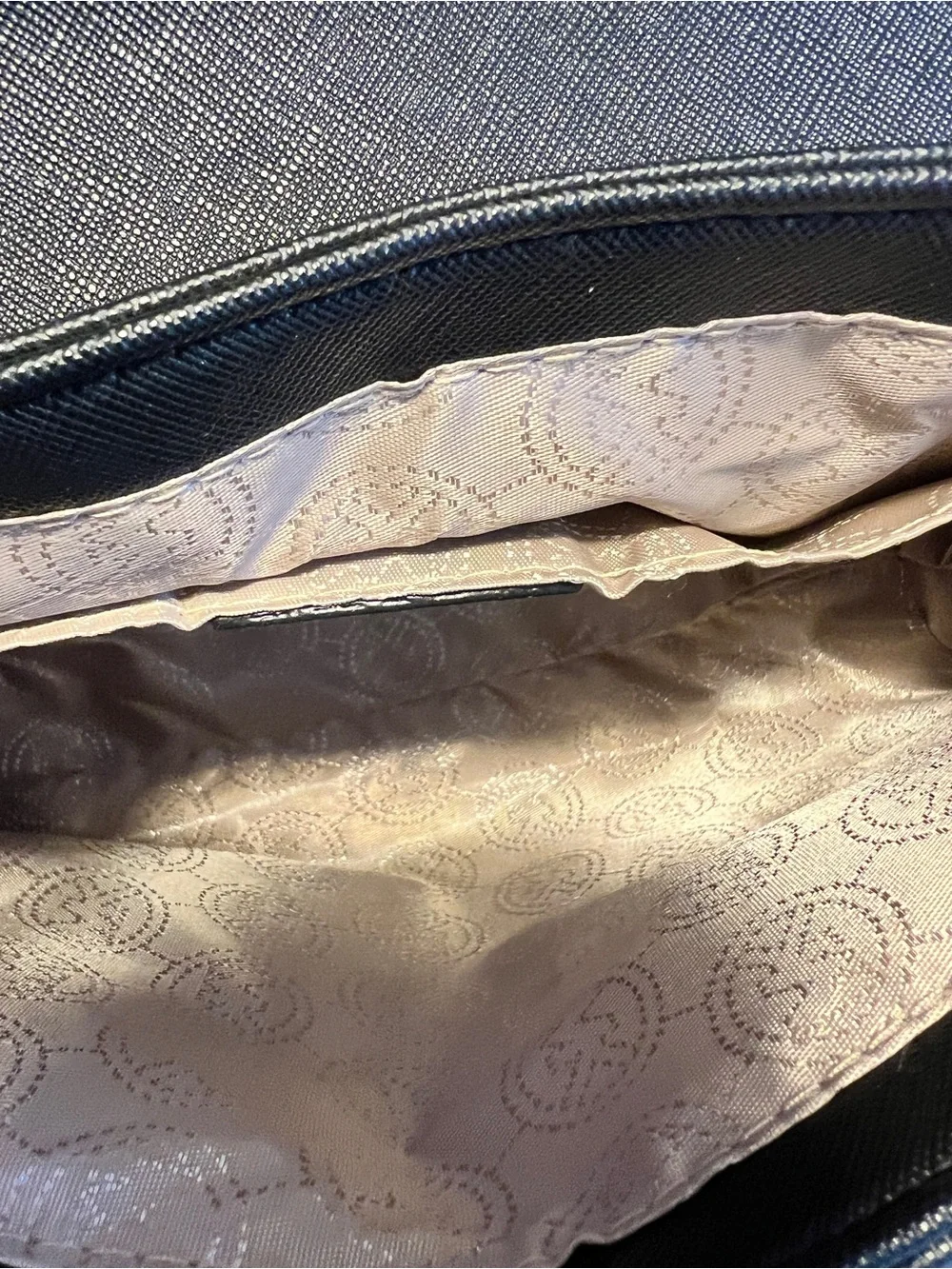 Michael Kors Jet Set Small Saffiano Pouchette with Gold Logo